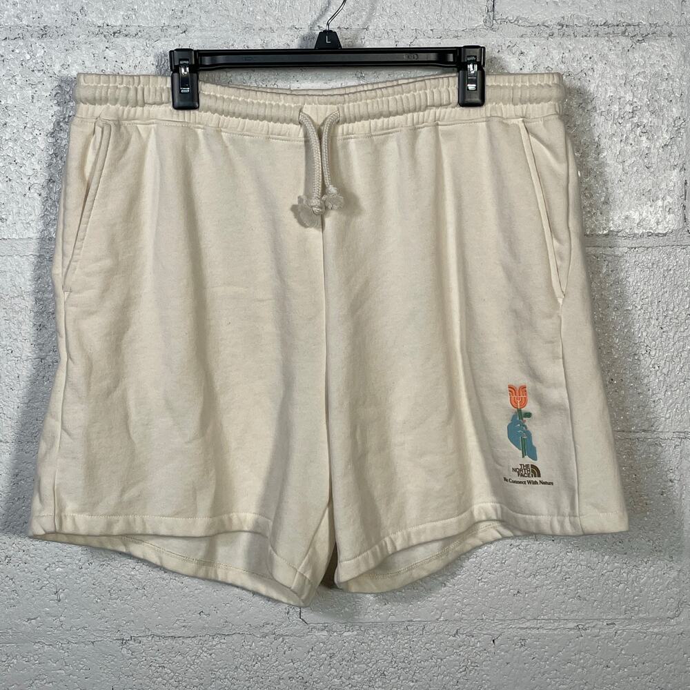 The North Face Women's Earth Day Shorts cream, XL